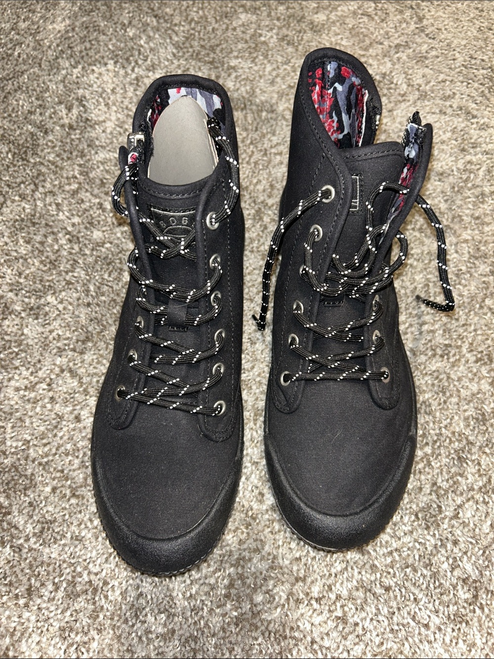 Skechers Black Lace-Up Women's Canvas Ankle Boots with Patterned Lining